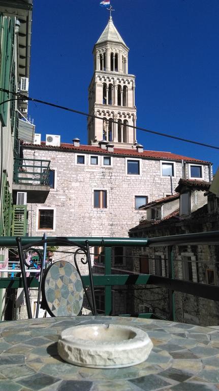 Diocletian'S Palace Apartments Split Exterior foto